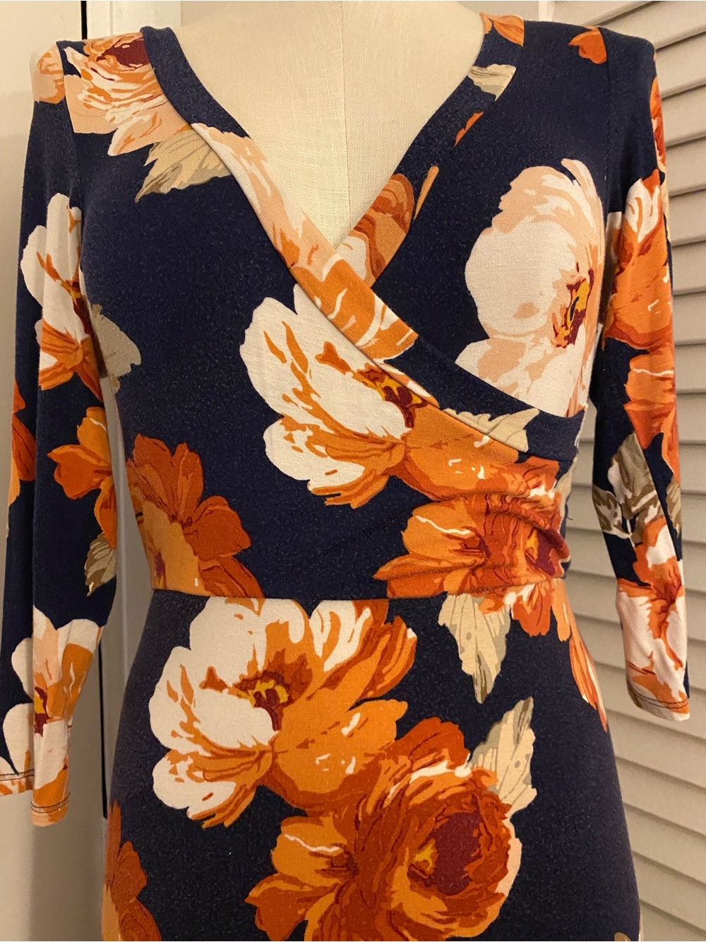 Hello MIZ Navy Maxi Dress with Orange and Cream Floral Print- Size Small - Picture 2 of 8
